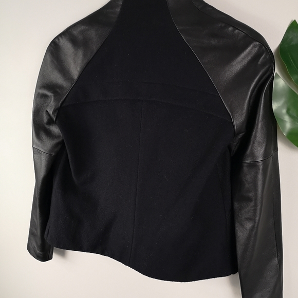 Danier leather wool and leather coat - Picture 15 of 16